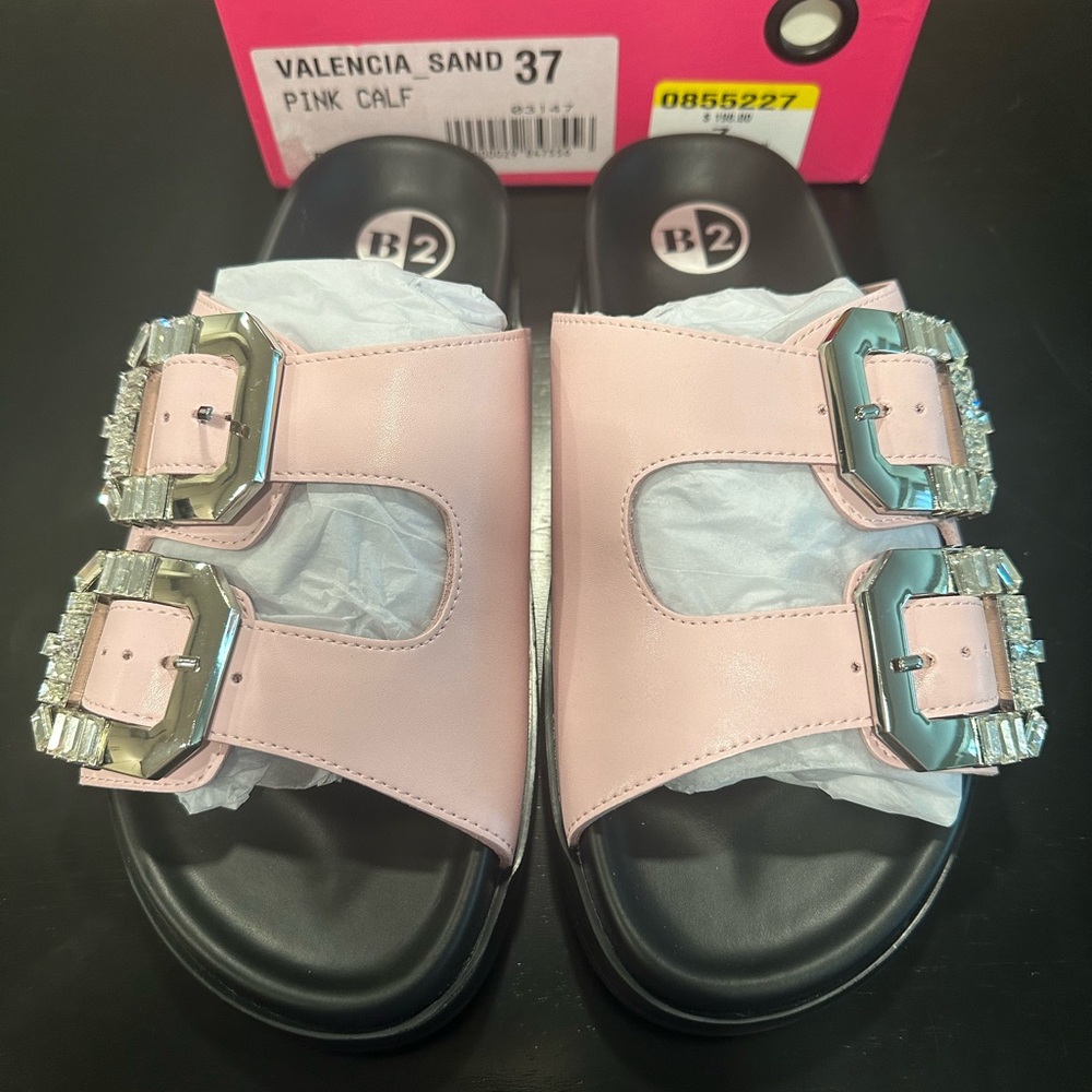 Brown’s B2 Valencia Sandal Size 37 - BNIB